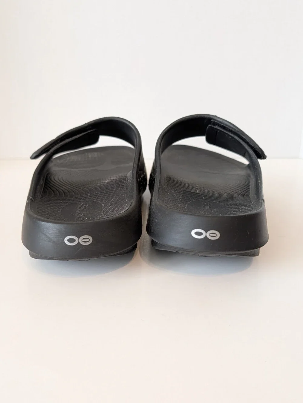 OOFOS great size
